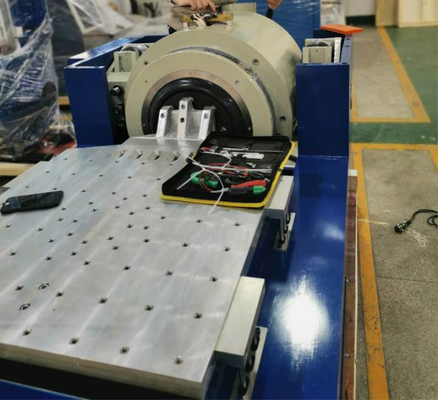 Ein guter Preis. 20 kN Fahrzeug-Vibrationsprüfsystem mit 500x500mm-Tabelle Online